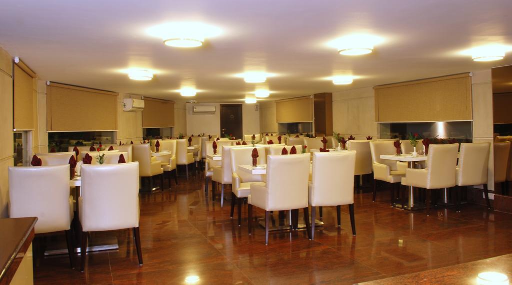 فندق Africa Avenue Gk - 1 نيودلهي المظهر الخارجي الصورة