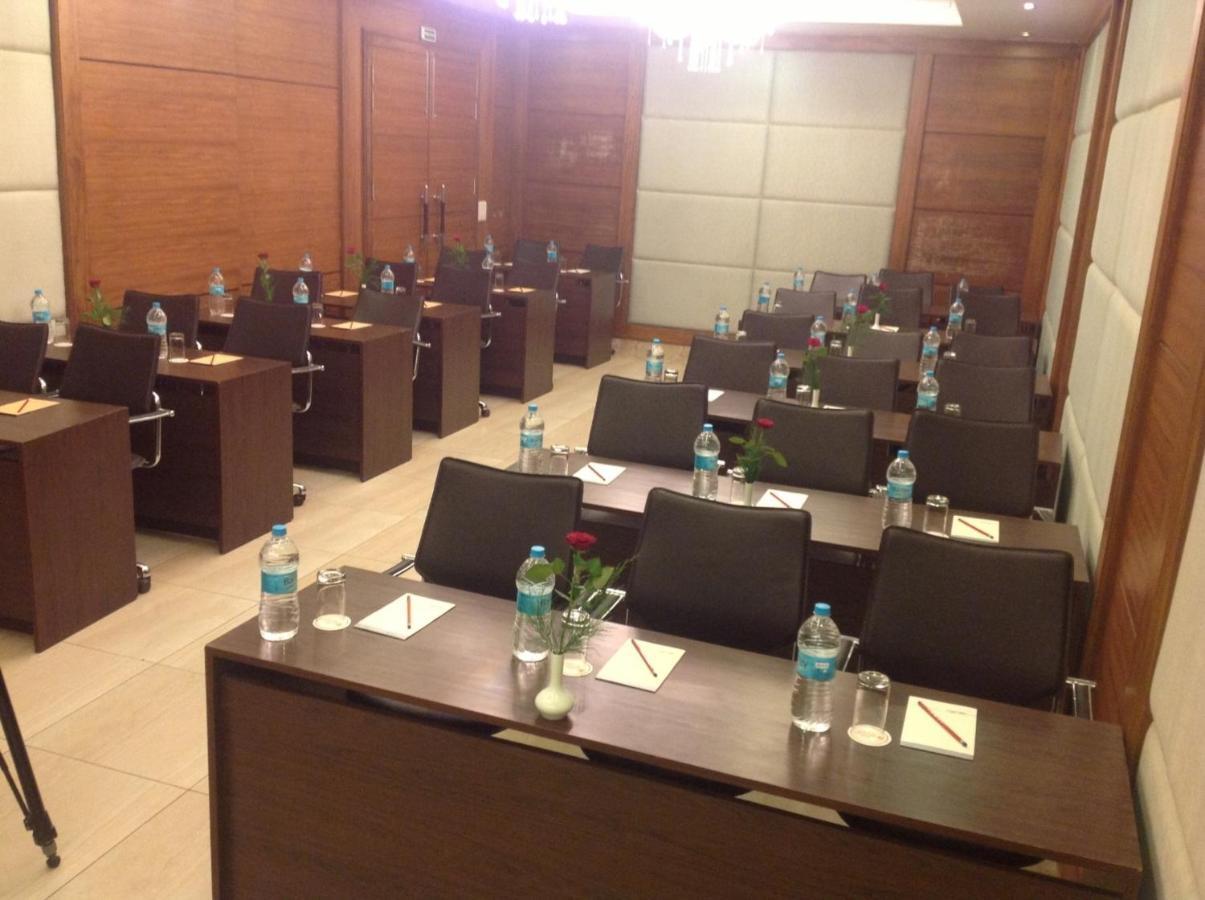 فندق Africa Avenue Gk - 1 نيودلهي المظهر الخارجي الصورة